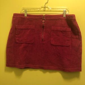 Short corduroy skirt